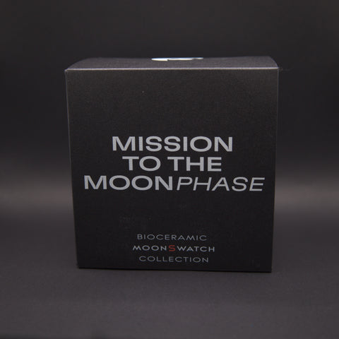 Swatch x Omega Moonswatch Mission to the Moonphase "Snoopy" - New Moon