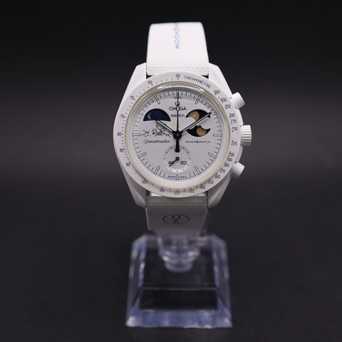 Swatch x Omega Moonswatch Mission to the EARTHPHASE Moonshine Gold SO33W701L