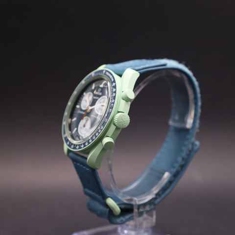 OMEGA x Swatch MoonSwatch Mission on Earth Straußenleder SO33G100C
