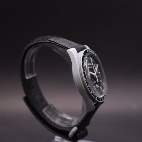 OMEGA x Swatch MoonSwatch Mission to the Moon Straußenleder SO33M100C