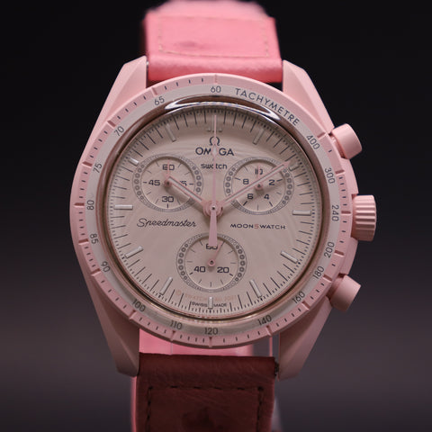 OMEGA x Swatch MoonSwatch Mission to Venus Straußenleder SO33P100C