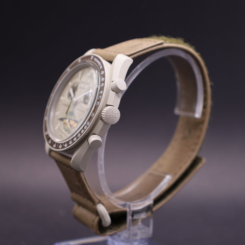 OMEGA x Swatch MoonSwatch Mission to Saturn Straußenleder SO33T100C