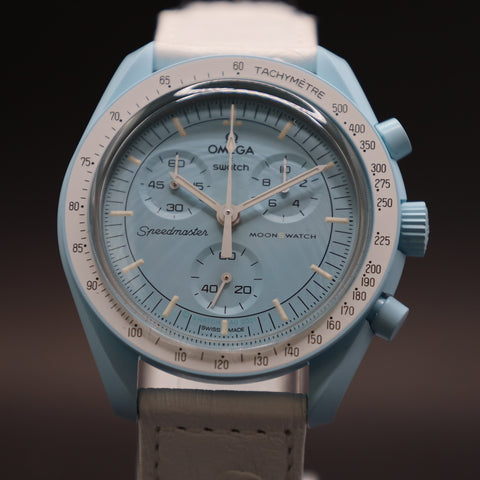 OMEGA x Swatch MoonSwatch Mission to Uranus Straußenleder SO33L100C