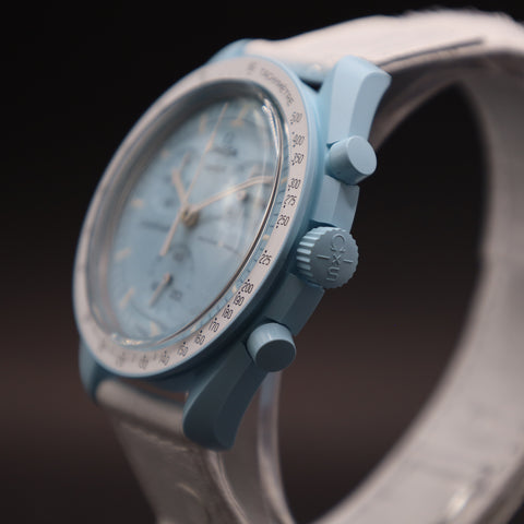 OMEGA x Swatch MoonSwatch Mission to Uranus Straußenleder SO33L100C
