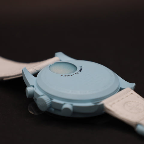 OMEGA x Swatch MoonSwatch Mission to Uranus Straußenleder SO33L100C
