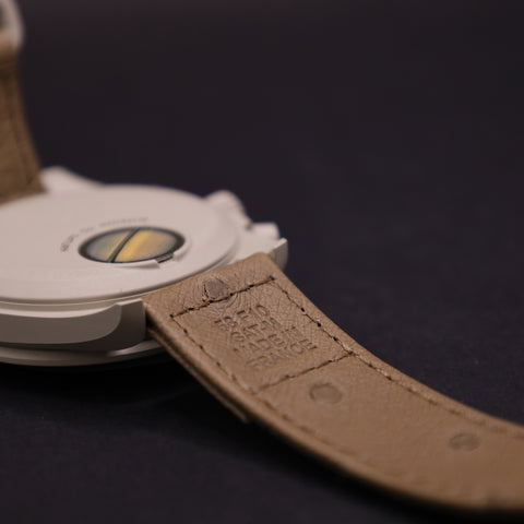 OMEGA x Swatch MoonSwatch Mission to Saturn Straußenleder SO33T100C