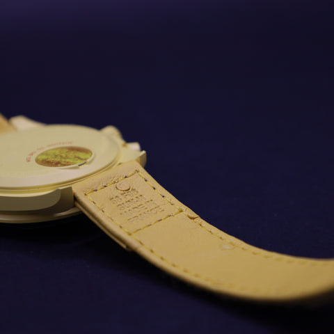 OMEGA x Swatch MoonSwatch Mission to the Sun Straußenleder SO33J100C